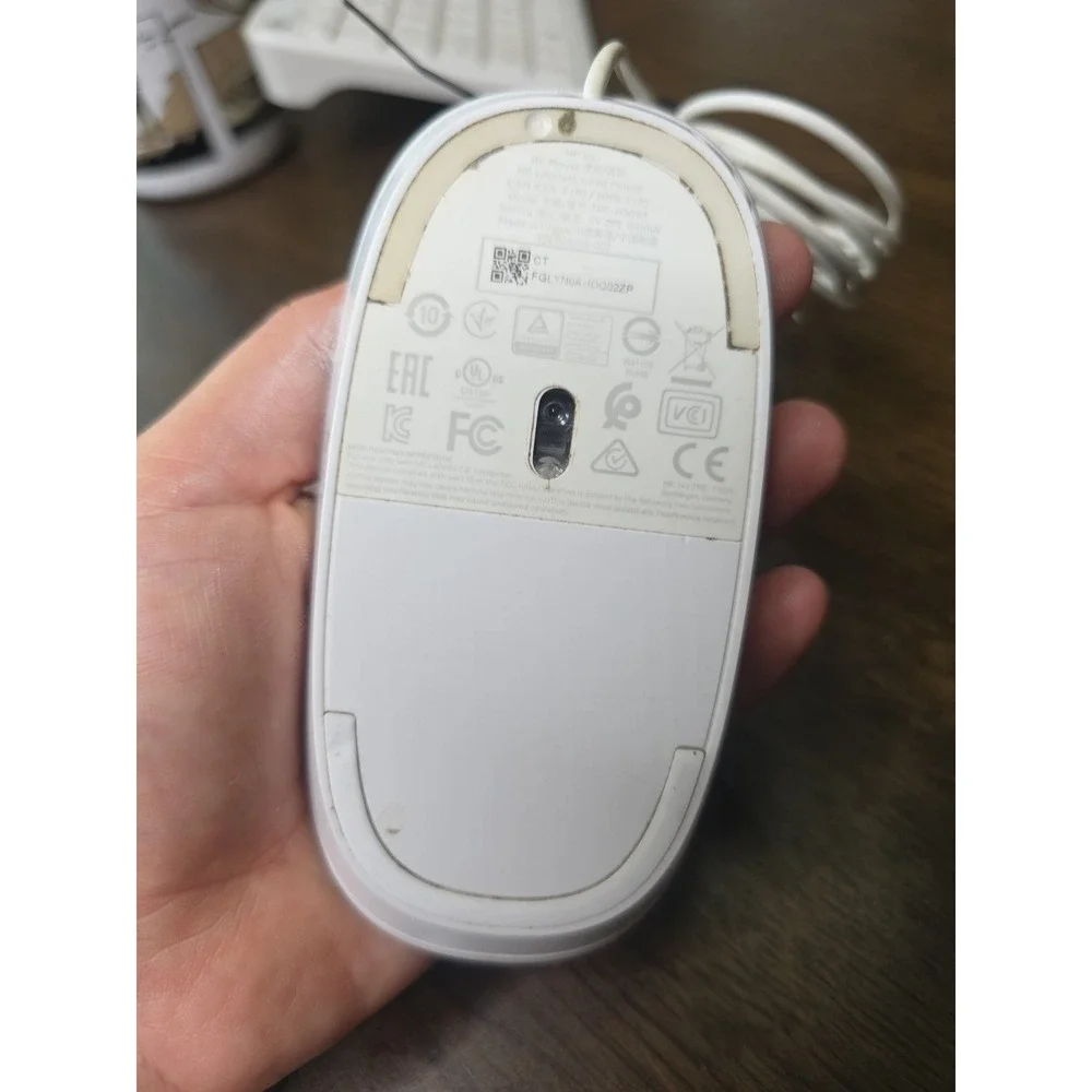 HP‎ White Lifestyle White Wired USB Optical Mouse MODEL TPC-P001M 2 Button F3